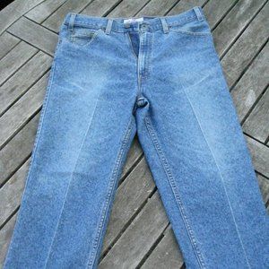 Vintage Levi's 540 Relaxed Fit Jeans (Yellow Tag)